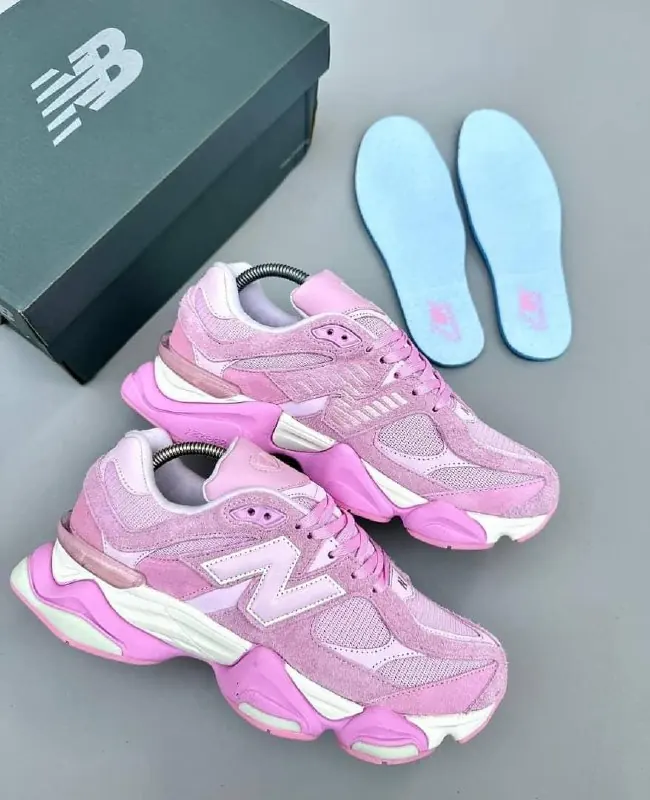 Pink chunky sneakers
